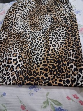 Cato Leopard Print Pencil Skirt in Black and Brown